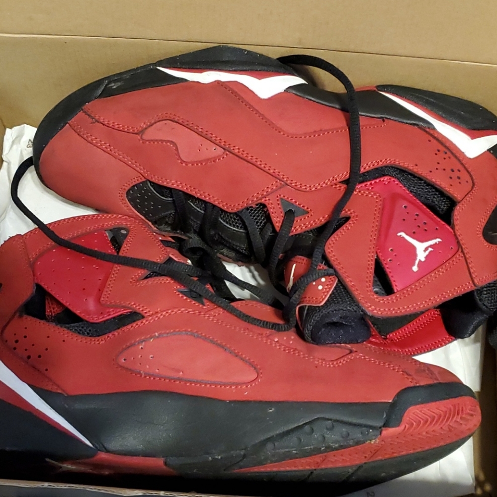 Gently worn Jordan true flight